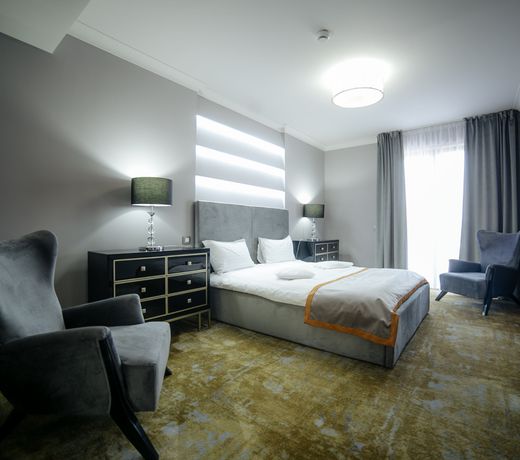 Royal Class Hotel