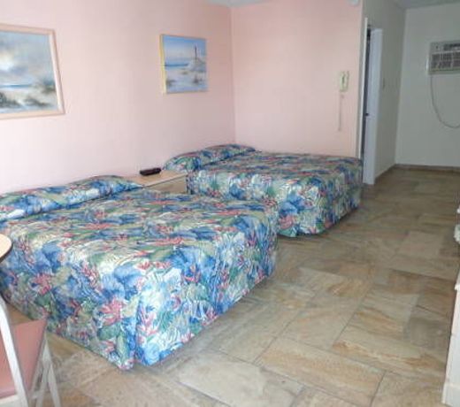 Quarterdeck Motel