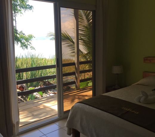 Hotel Bahia Taitza