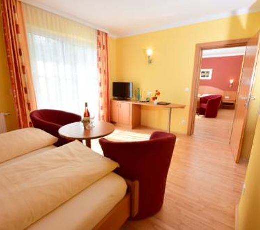 Golf & Thermenland Sonnenpension Frühstückshotel Burgauberg Stegersbach