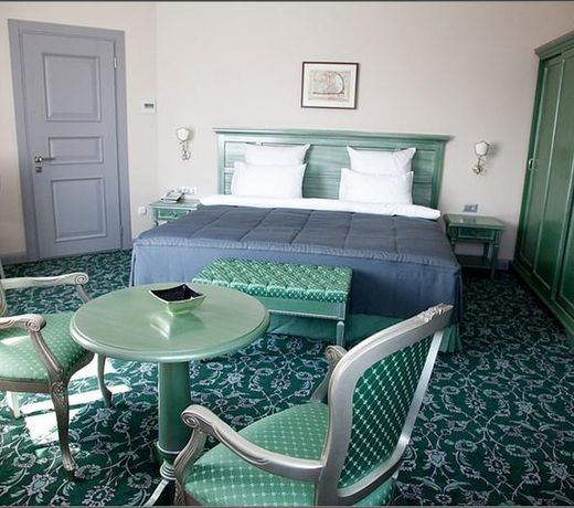 Remezov Hotel