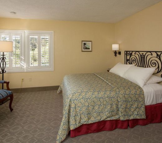 Normandy Inn