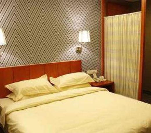 Super 8 Hotel Karamay Jia Long