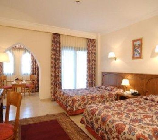 TROPICANA GRAND AZURE RESORT