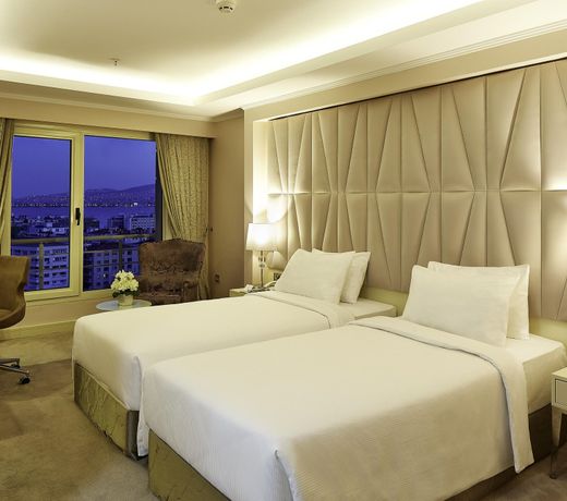 DoubleTree by Hilton Izmir - Alsancak