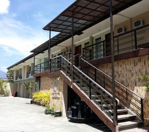 Quezon Premier Hotel Lucena
