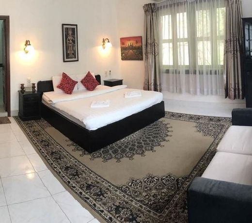 Eureka Villas