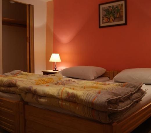 ROG DOGG ROOMS