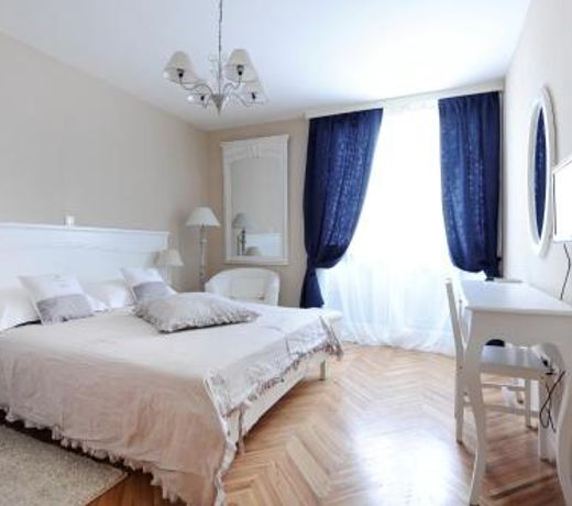 Tinel Rooms Old City Center