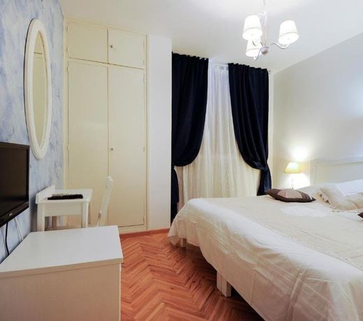 Tinel Rooms Old City Center