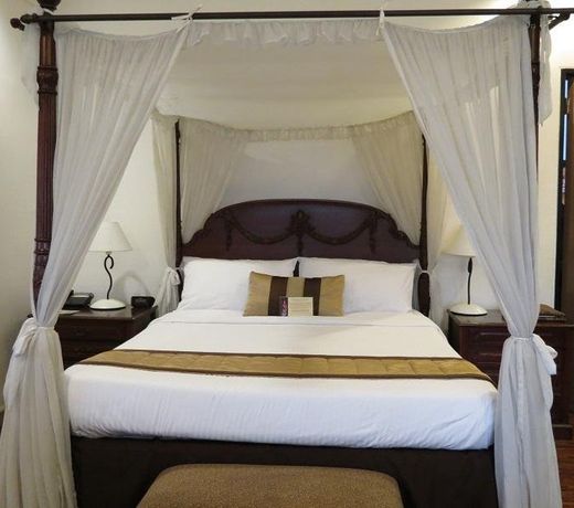 Casa Pura Inn and Suites
