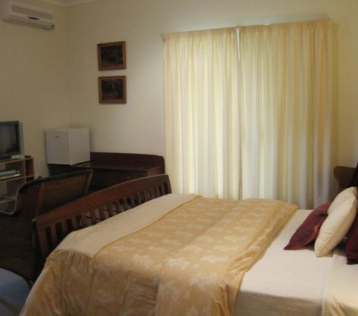 Yarrahapinni Homestead