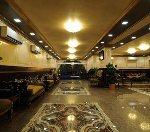 Manar White Palace Hotel