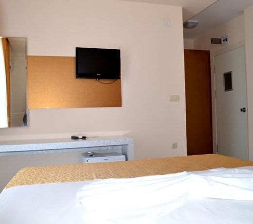 Hotel Alluvi