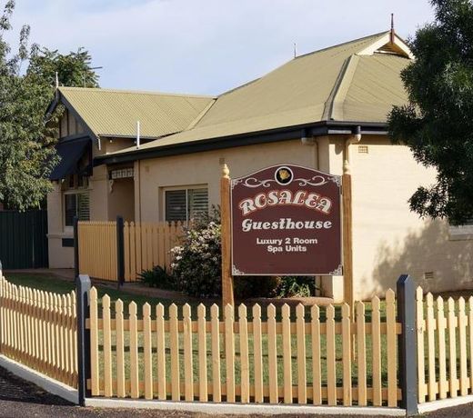 Rosalea Guesthouse