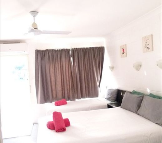 Azalea Motel