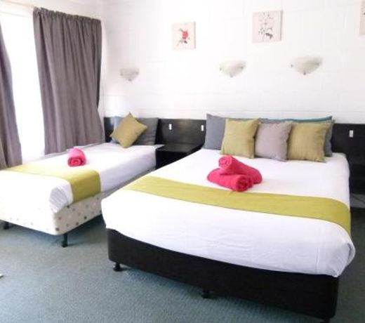 Azalea Motel