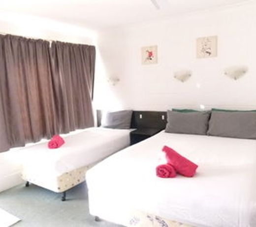 Azalea Motel