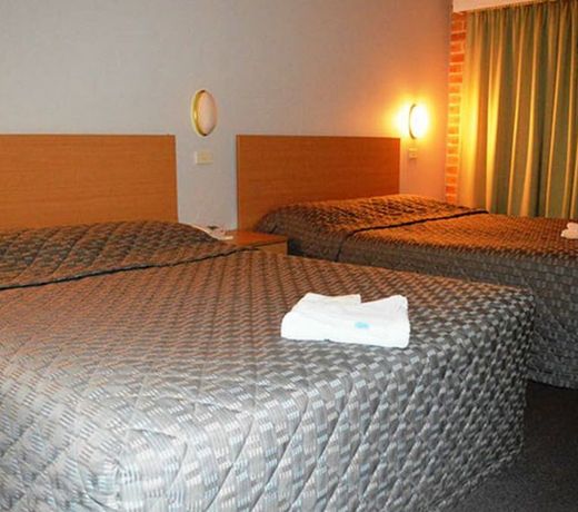 Country Gardens Motor Inn
