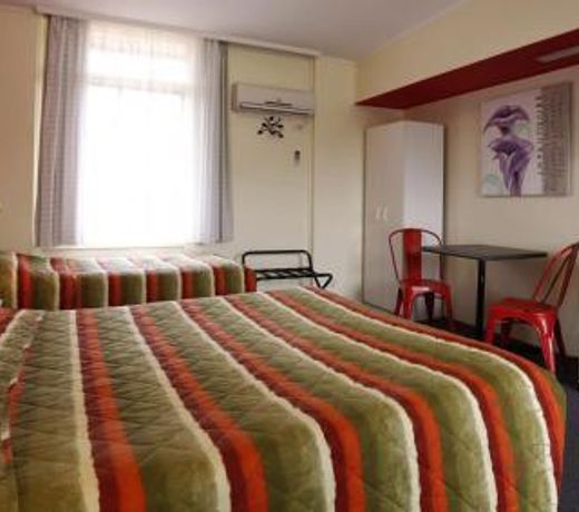 Silver Oaks Motel