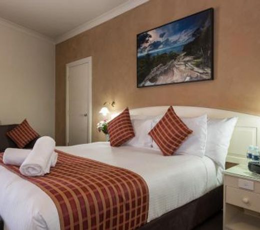 Bowen Inn Motel