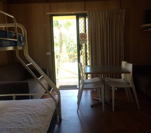 WAGGA WAGGA BEACH CARAVAN PARK