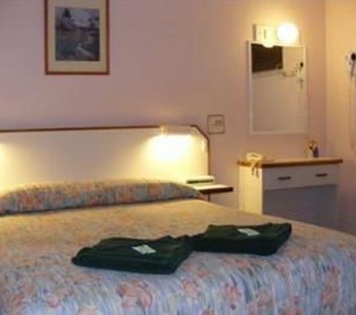 Bradman Motor Inn
