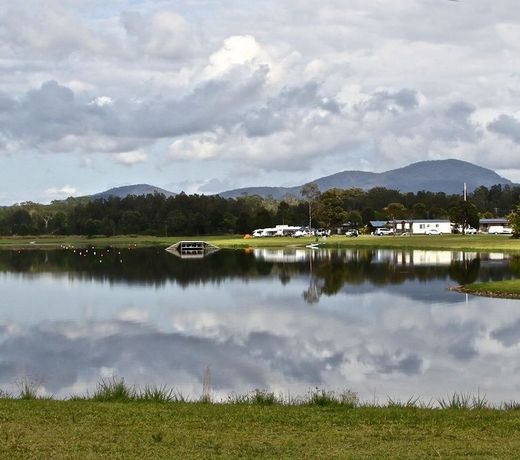 Stoney Park Holiday Park