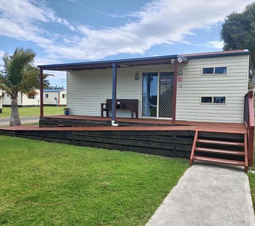 Stoney Park Holiday Park