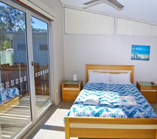 Crescent Head Spa Villa