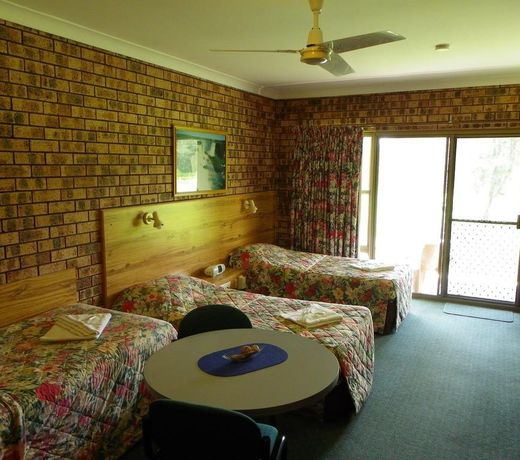 Surfside Resort Motel