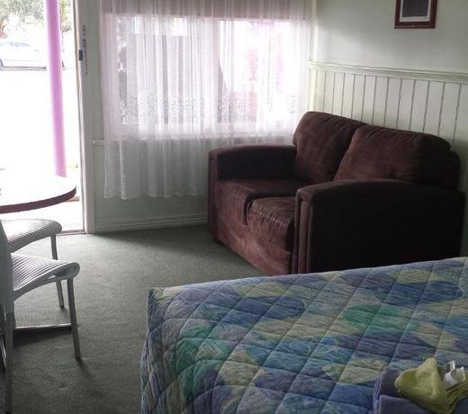 Paddle Steamer Motel