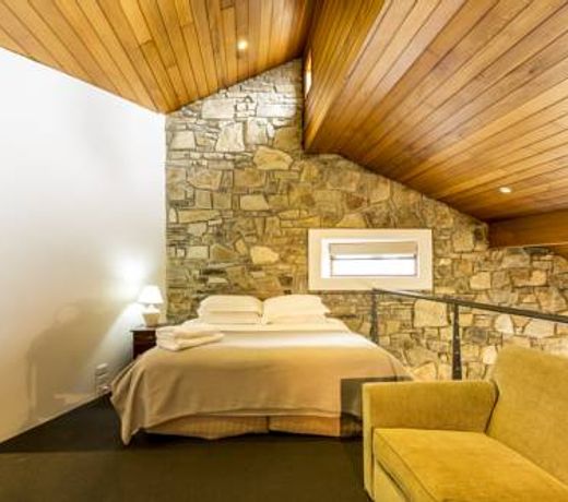 Alpine Woodsmoke Apartments