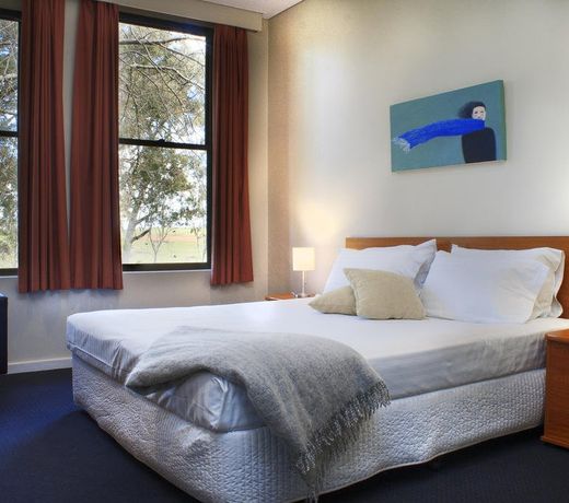 The Grand Oaks Resort