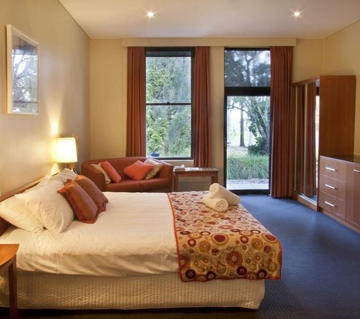 The Grand Oaks Resort
