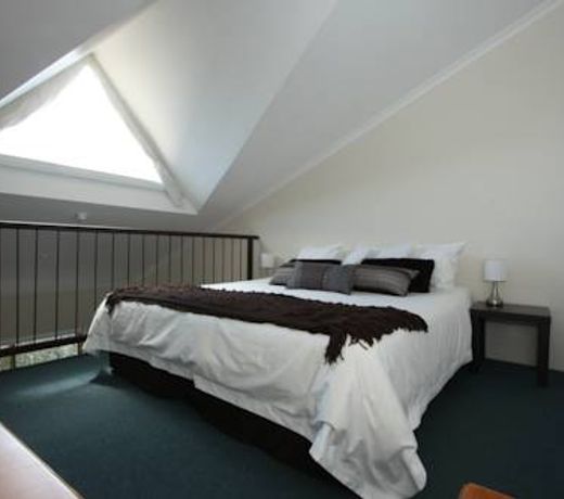 Summit Ridge Alpine Lodge