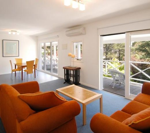Lake Daylesford Apartment 6