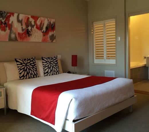 Chaucer Palms Boutique B&B