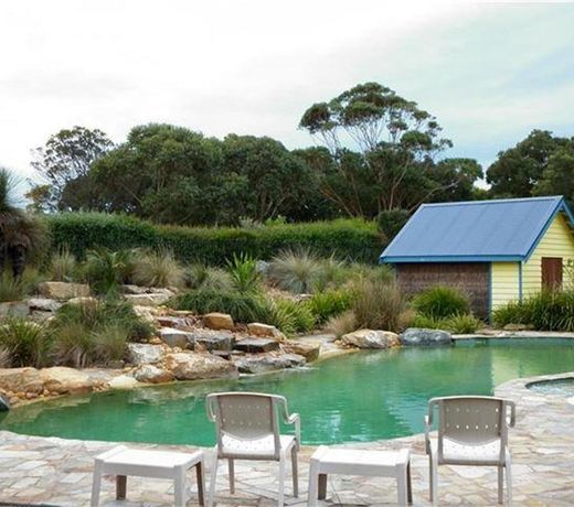 The Lakes Beachfront Holiday Park