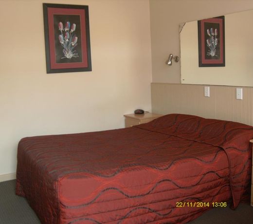 Travellers Rest Motel