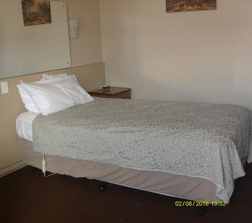 Travellers Rest Motel