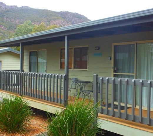 AWONGA COTTAGES