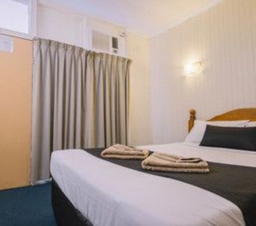 London Motor Inn