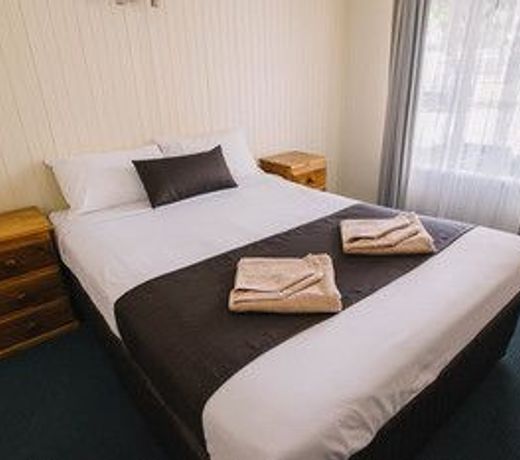 London Motor Inn