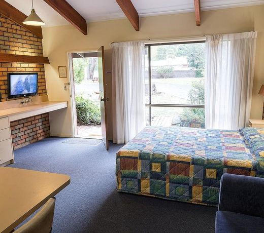 Pinnacle Holiday Lodge