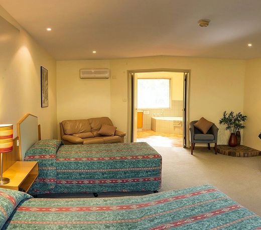 Pinnacle Holiday Lodge