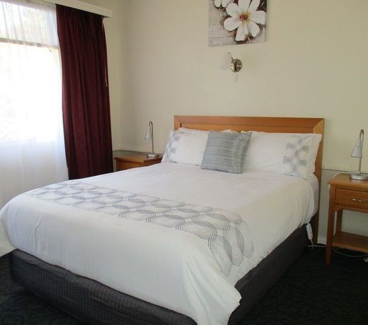 Kaniva Midway Motel