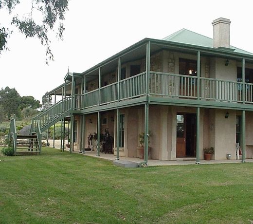 Lindsay House Homestead