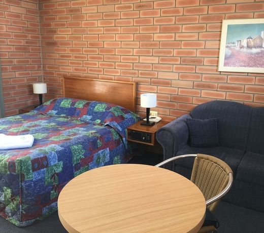 Gunsynd Motor Inn