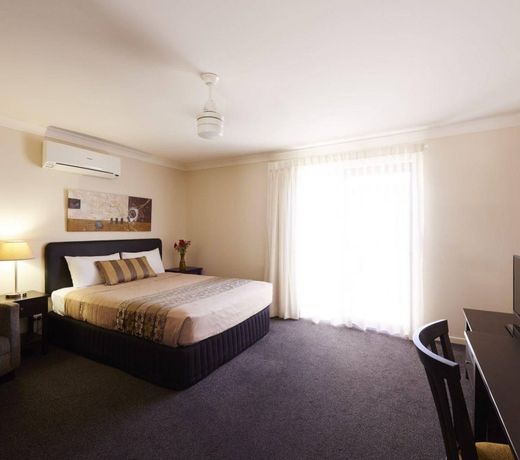 Blackwater Hotel Motel